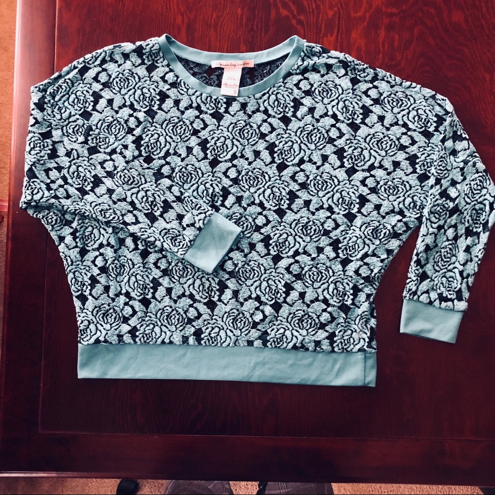 American Rag top sheer aqua flowers